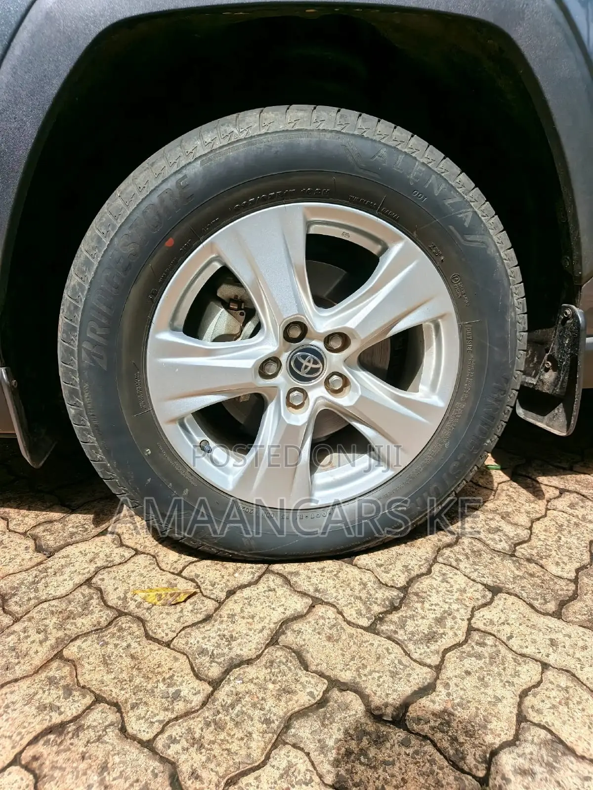 Toyota RAV4 2021 Gray