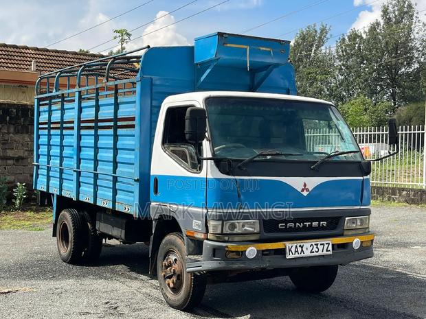 Mitsubishi Canter 4d32 - thumbnail 3