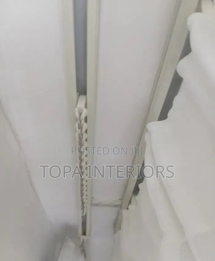 Straight Aluminium Heavy Duty Curtain Rail Track Per Metre