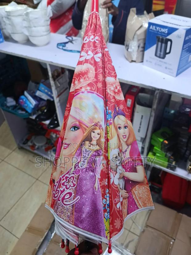 Kids Umbrella Themed Barbie Cartoon - main view