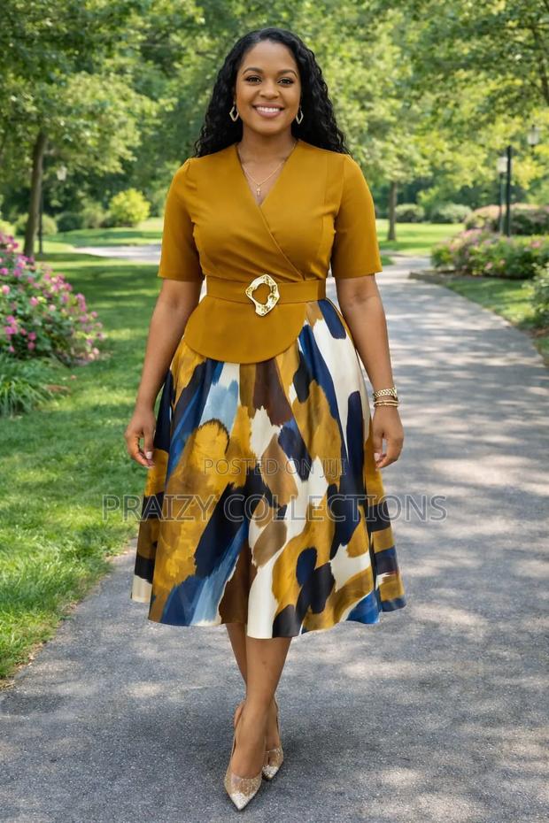 Structured Peplum Style Dress - thumbnail 2