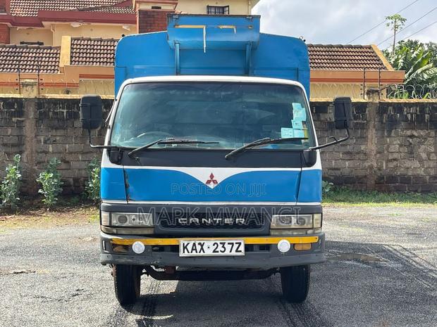 Mitsubishi Canter 4d32