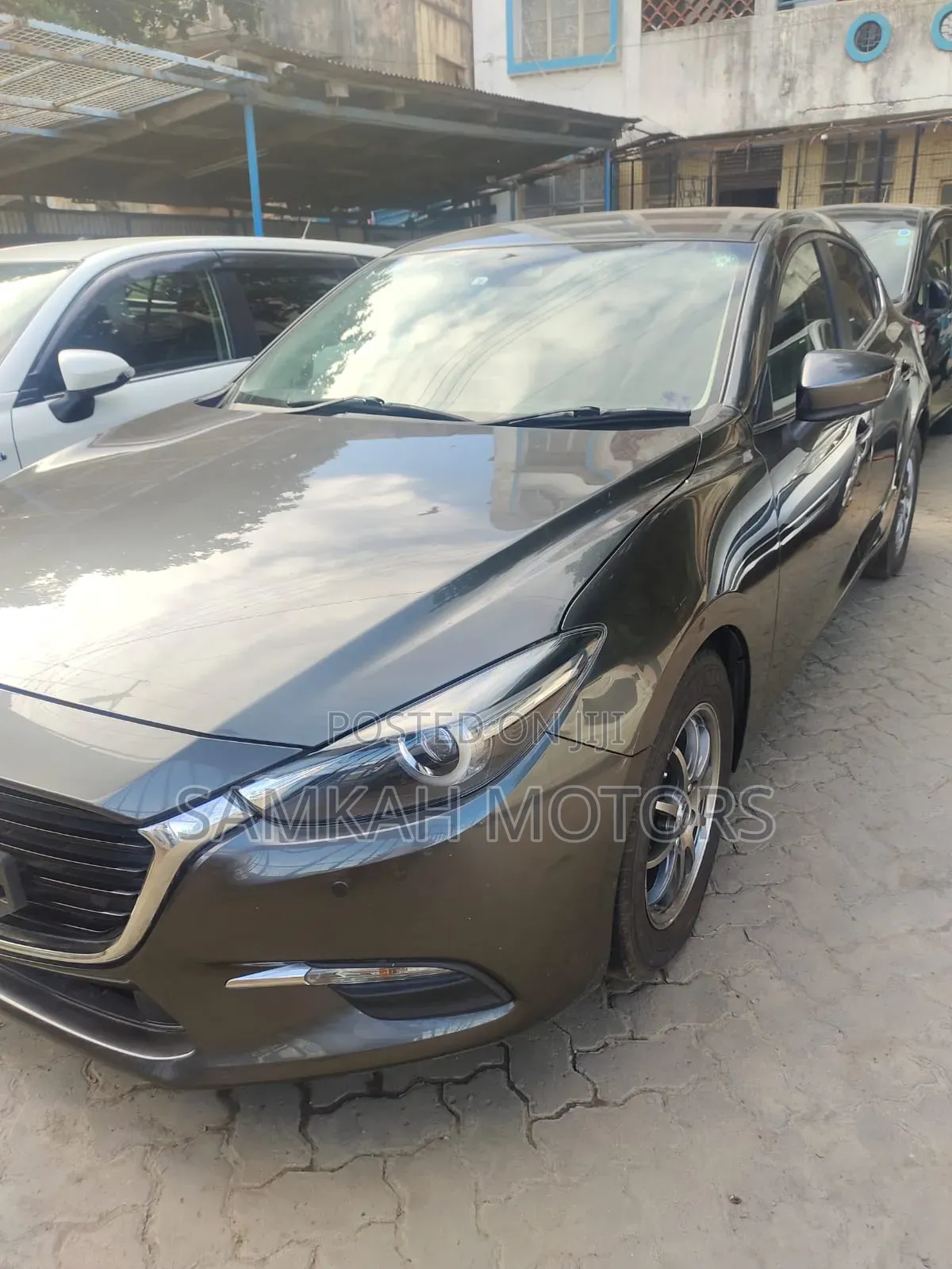 Mazda Axela 2020 Gray