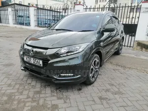 Honda Vezel 2018 Green