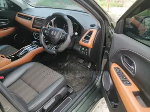 Honda Vezel 2018 Green