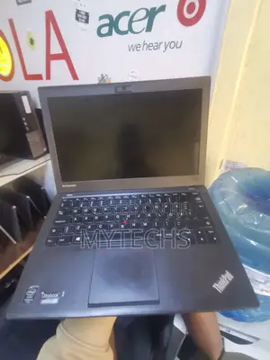 Laptop Lenovo ThinkPad X250 8GB Intel Core i7 HDD+SSD 500GB