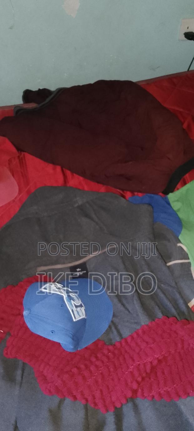 Clothes Second Hand - thumbnail 2