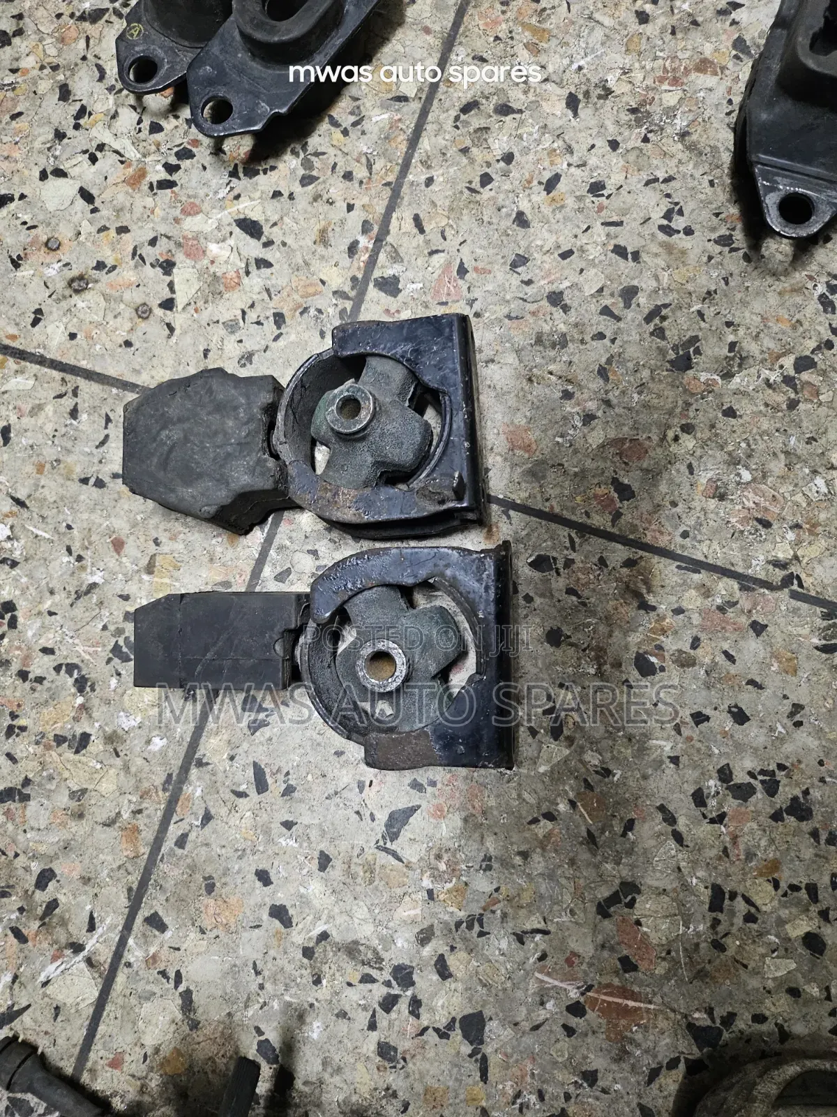 Toyota Fielder Mounting