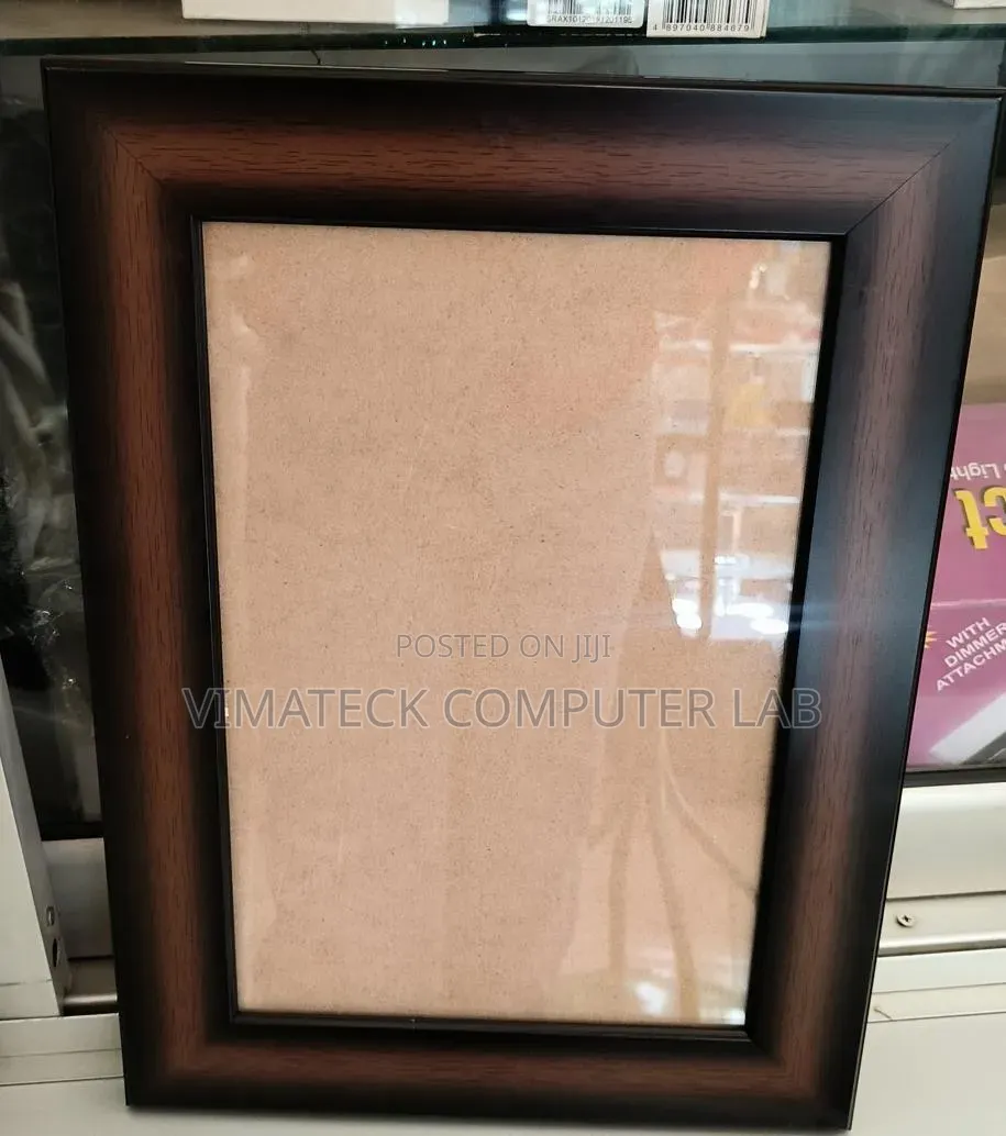 Stick No 8 A4 Frame