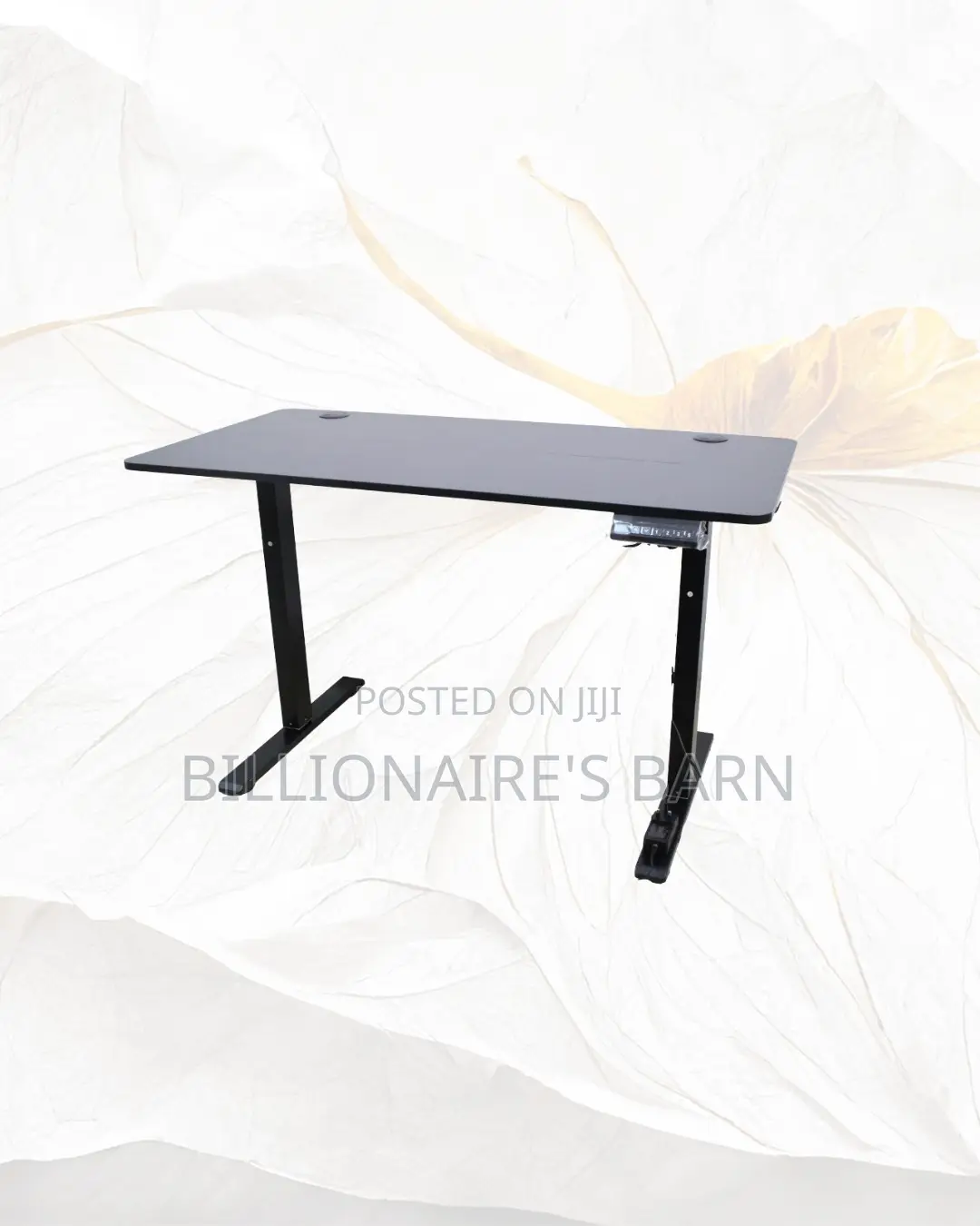 Boost Workflow With This Desk Executive Sit-Stand Comfort for Hybrid
