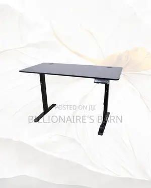 Boost Workflow With This Desk Executive Sit-Stand Comfort for Hybrid