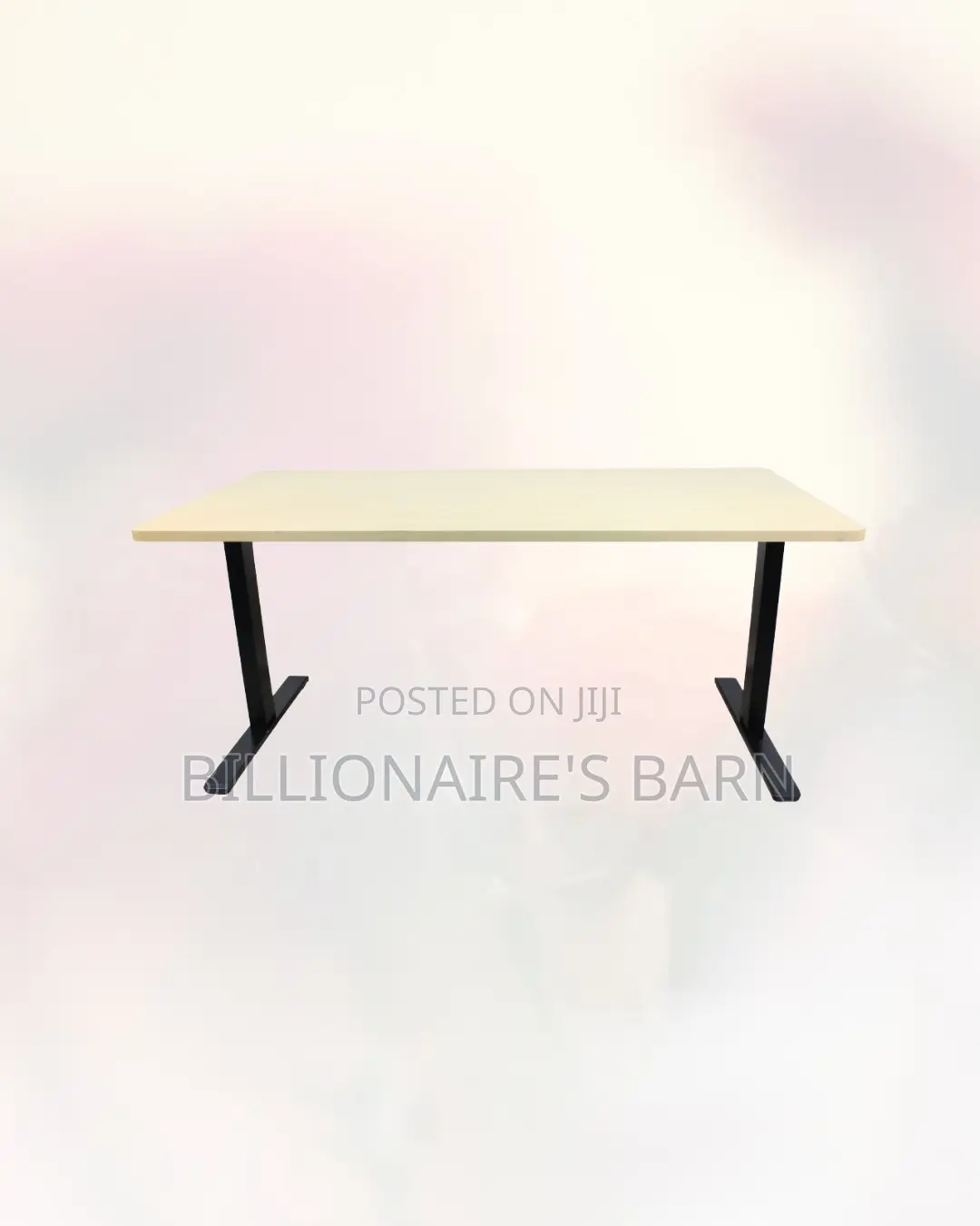 Boost Workflow With This Desk Executive Sit-Stand Comfort for Hybrid