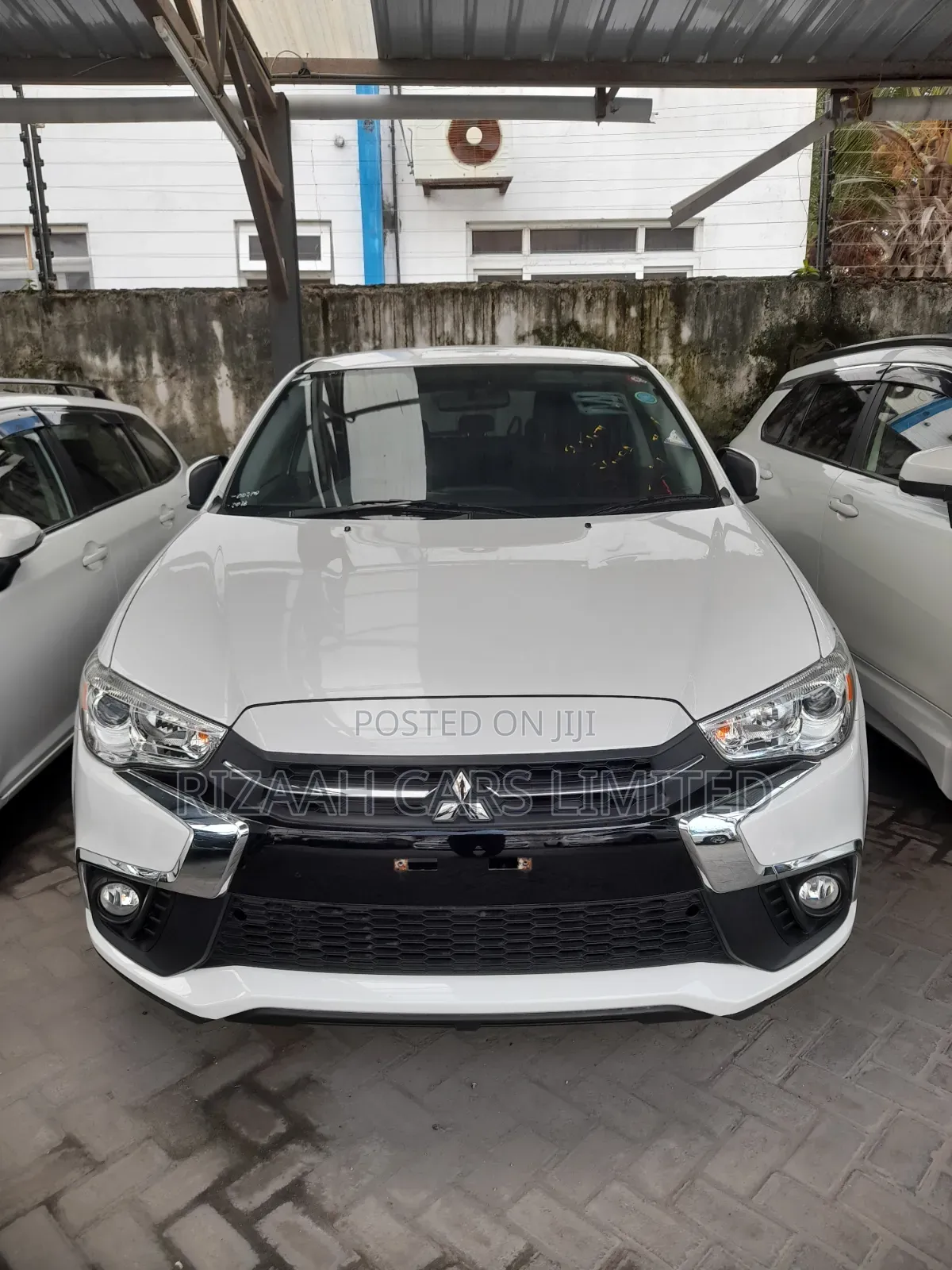 Mitsubishi RVR 2018 White
