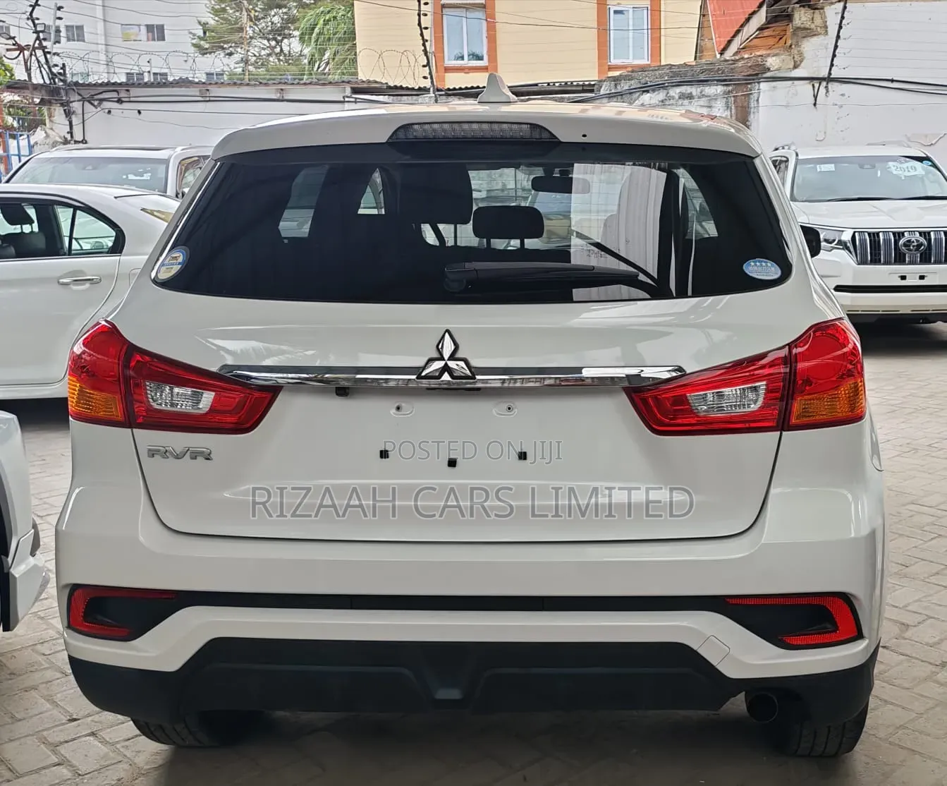 Mitsubishi RVR 2018 White