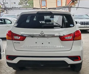 Mitsubishi RVR 2018 White