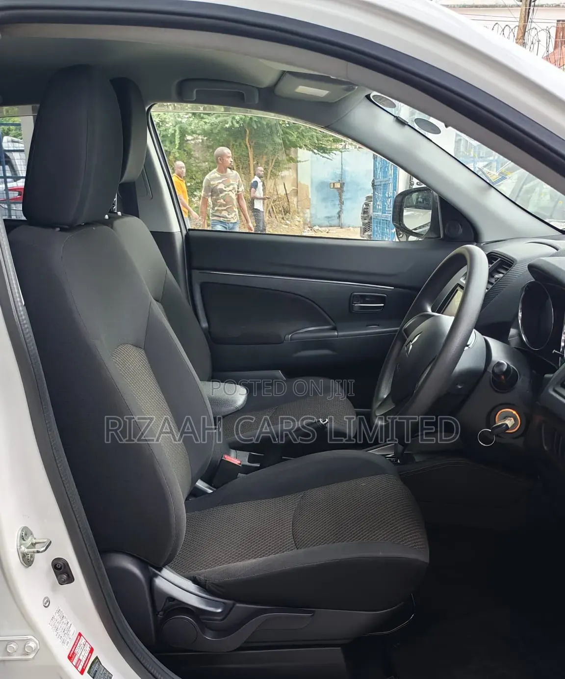 Mitsubishi RVR 2018 White