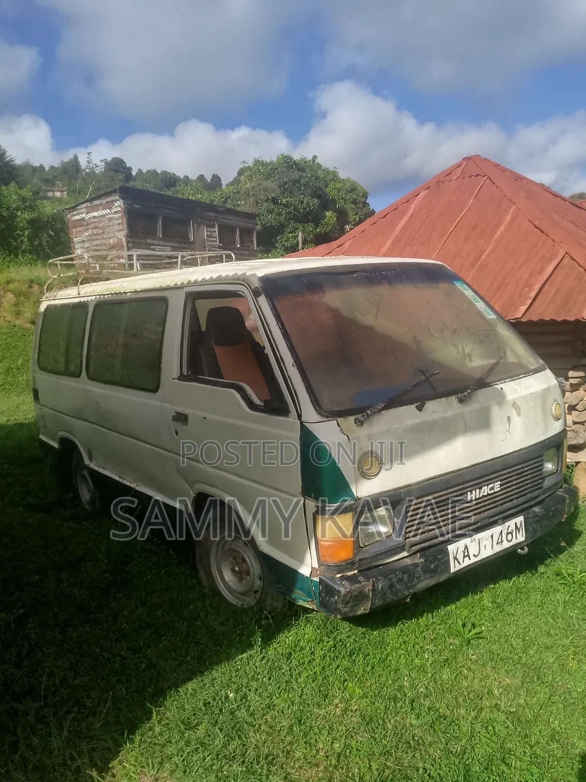 Toyota HiAce 1989 White