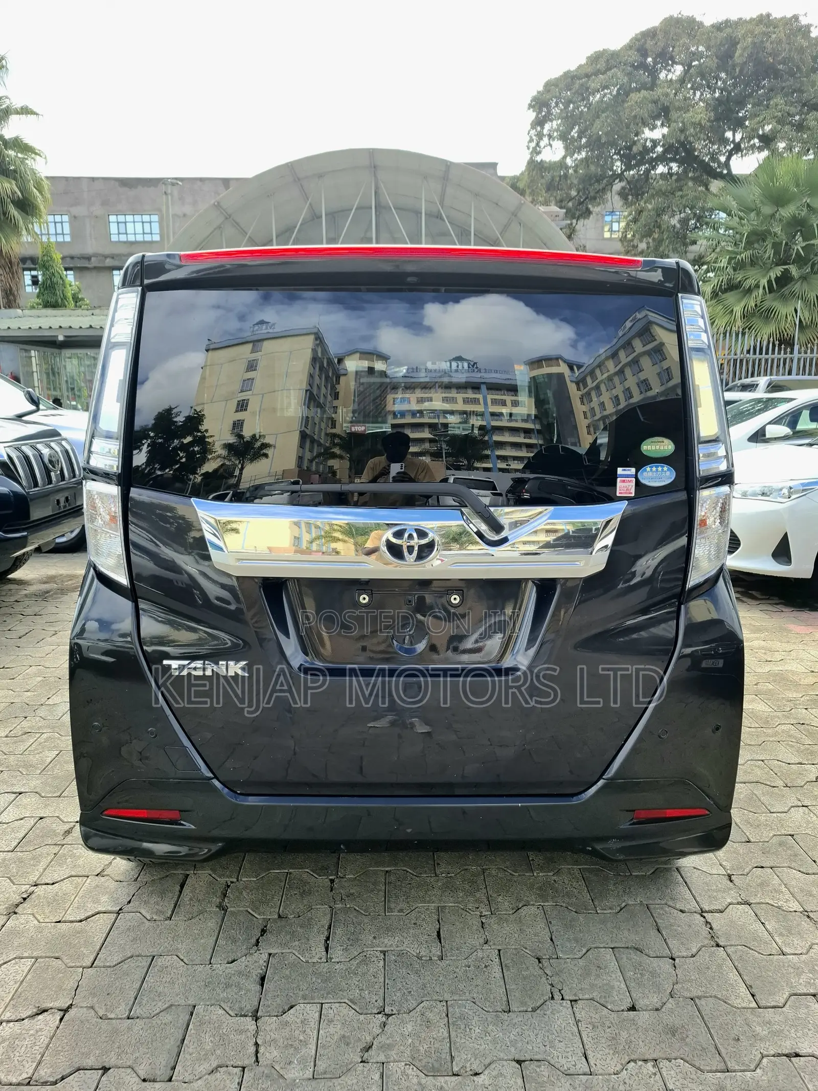Toyota Tank 2019 Black