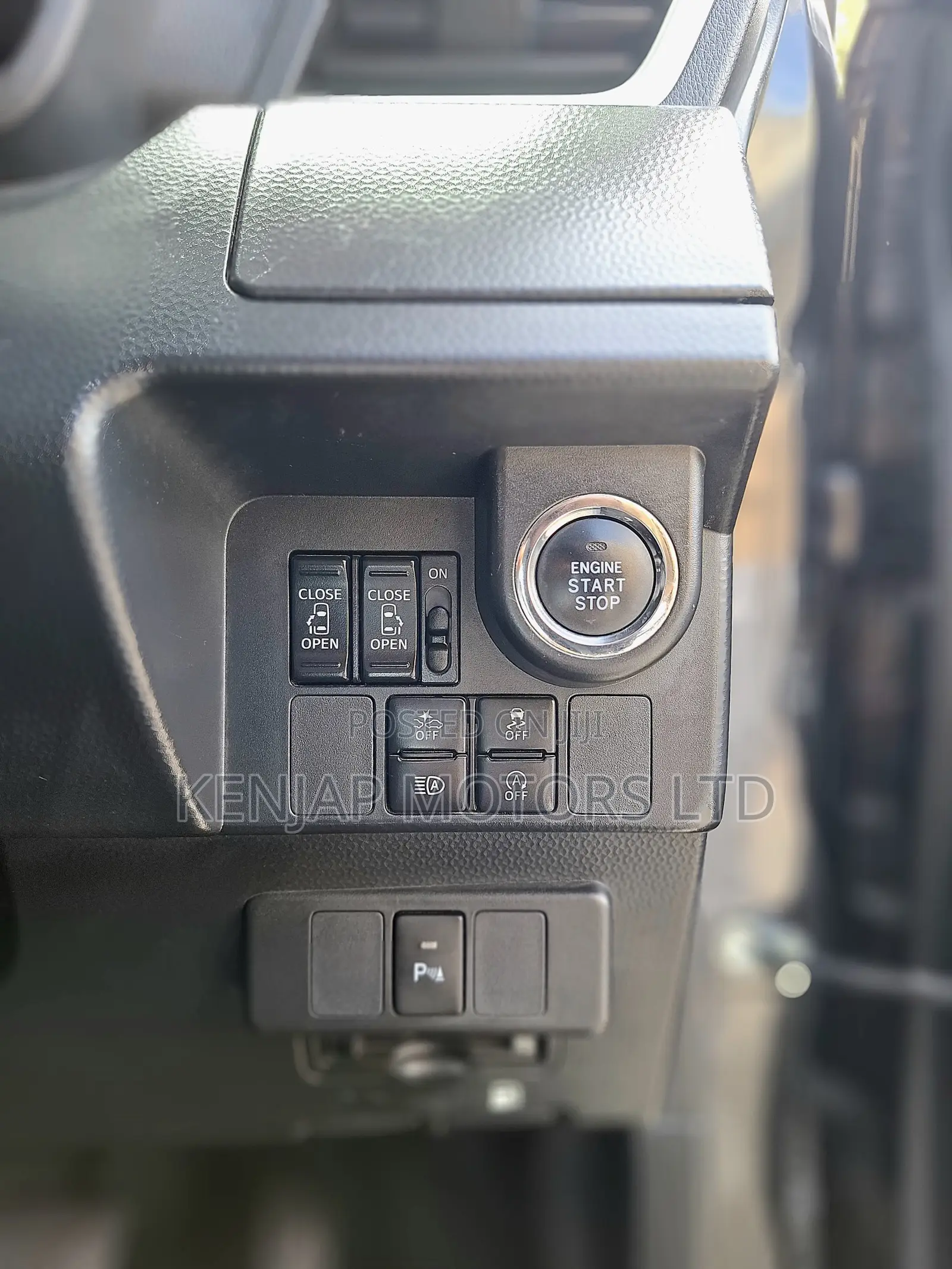 Toyota Tank 2019 Black