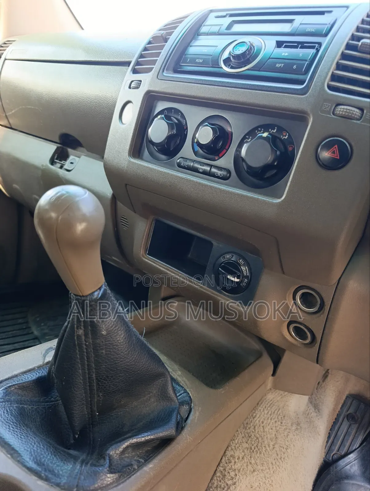 Nissan Navara 2005 Black