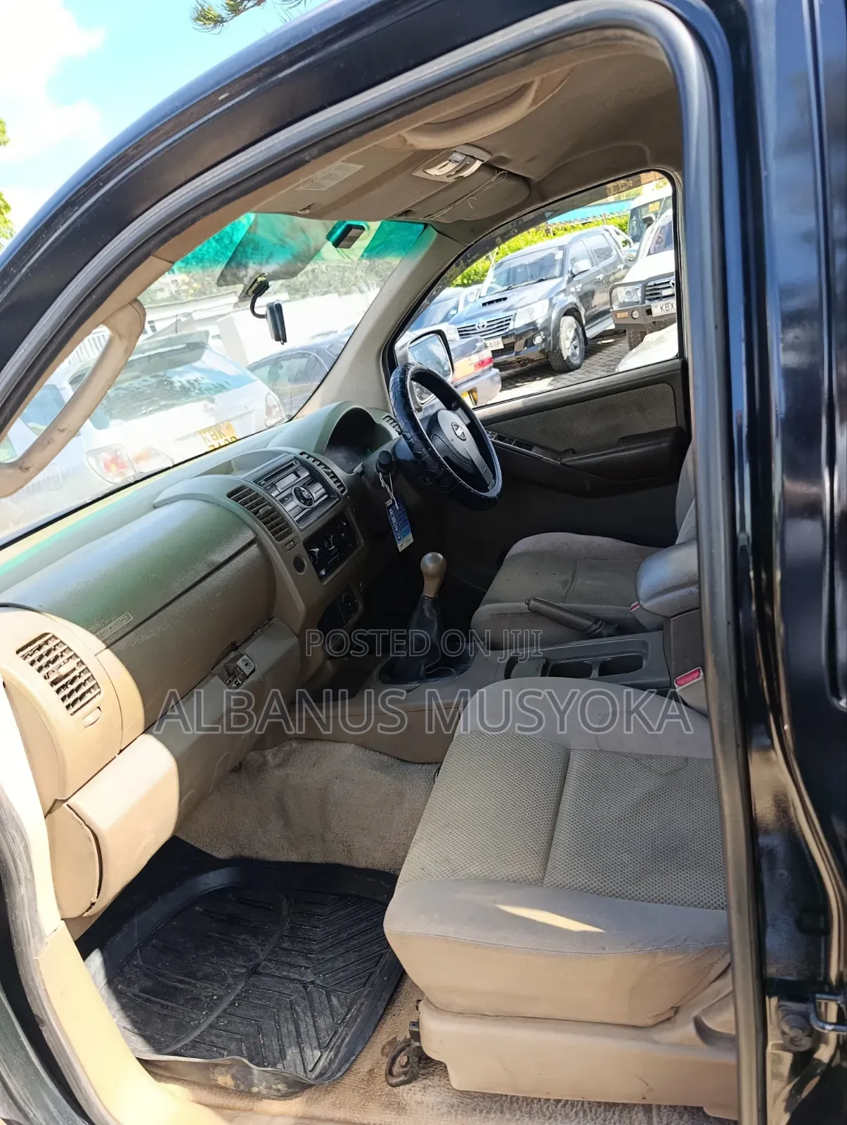 Nissan Navara 2005 Black