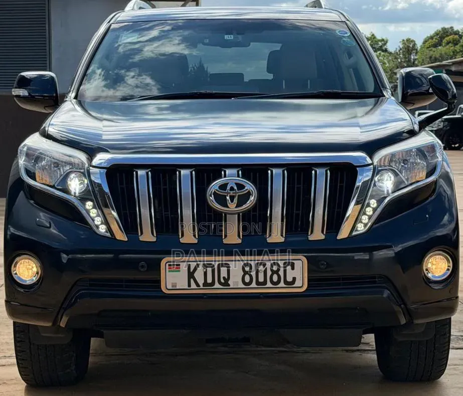 Toyota Land Cruiser Prado 2017 Black