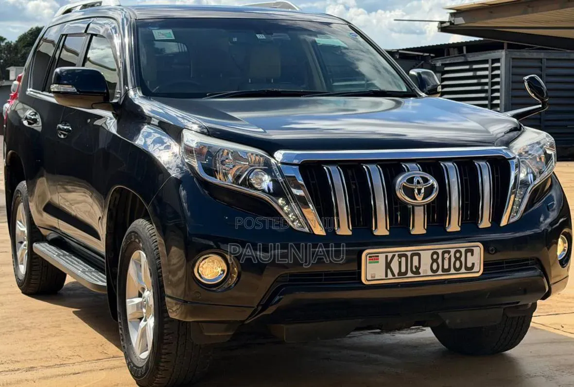 Toyota Land Cruiser Prado 2017 Black
