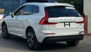 Volvo XC60 T5 R-Design AWD 2019 White