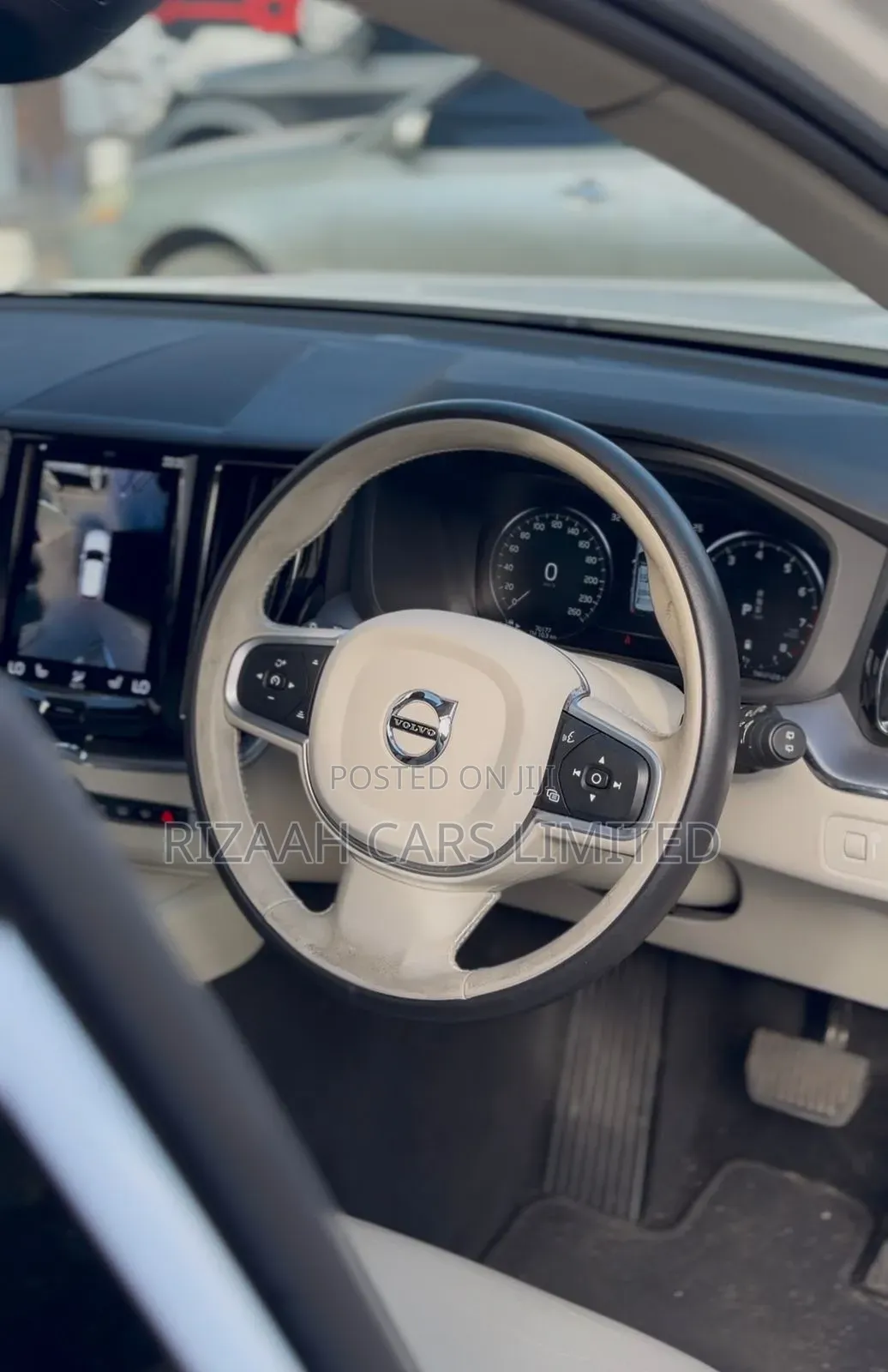 Volvo XC60 T5 R-Design AWD 2019 White