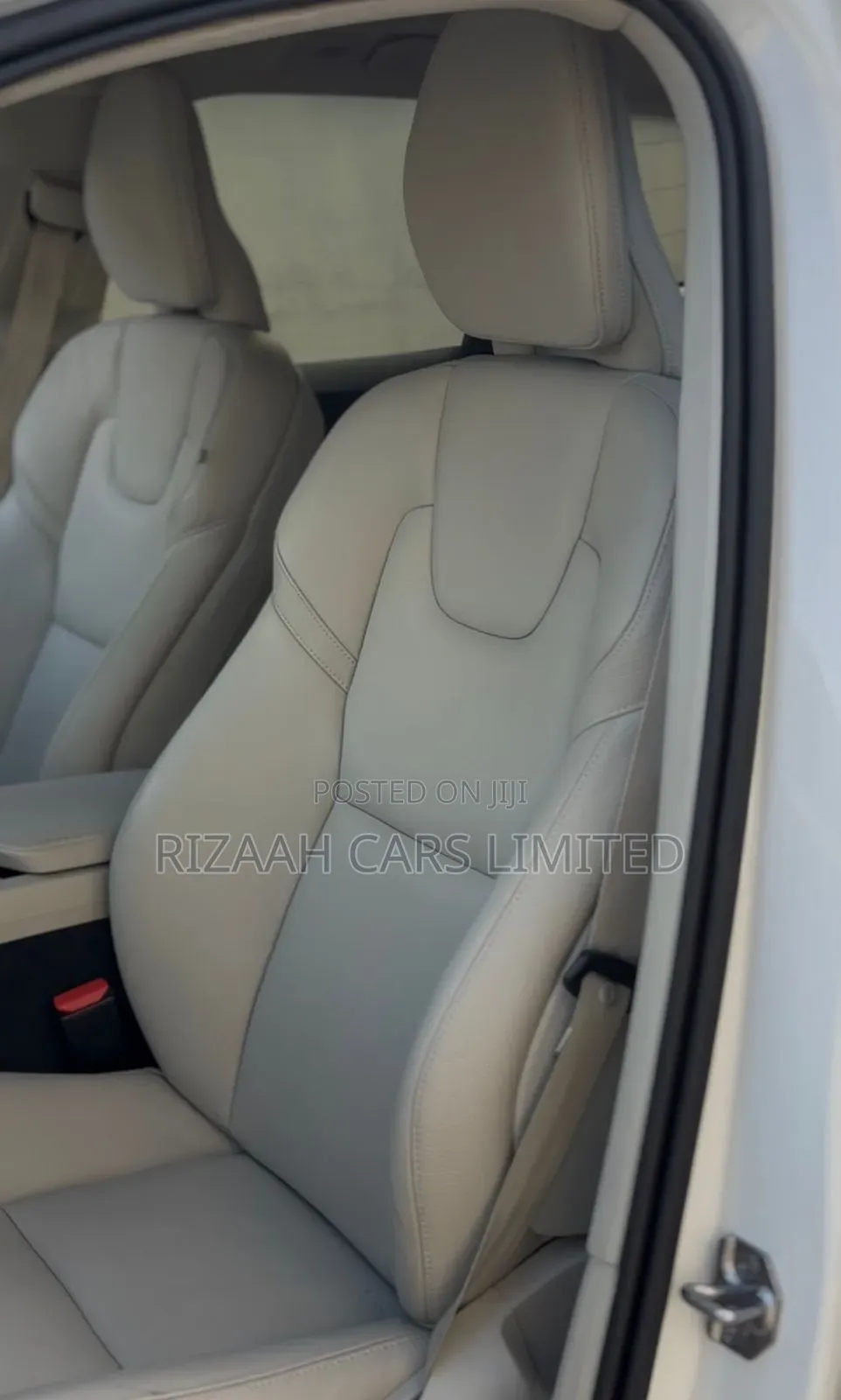 Volvo XC60 T5 R-Design AWD 2019 White
