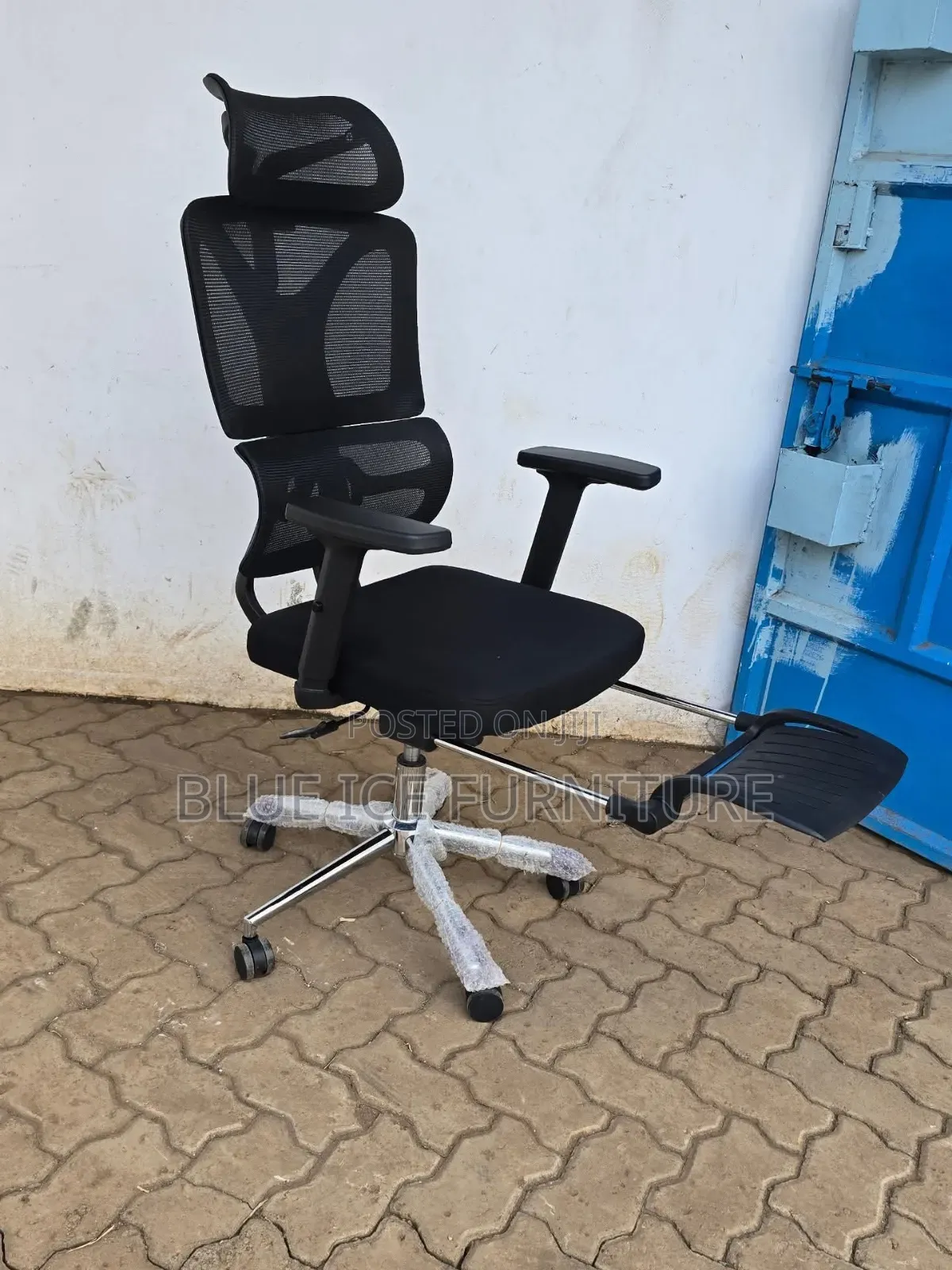 Office Orthopaedic Chair With Footrest