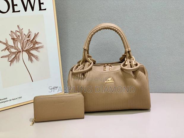 Quality Lady's Handbag - thumbnail 2