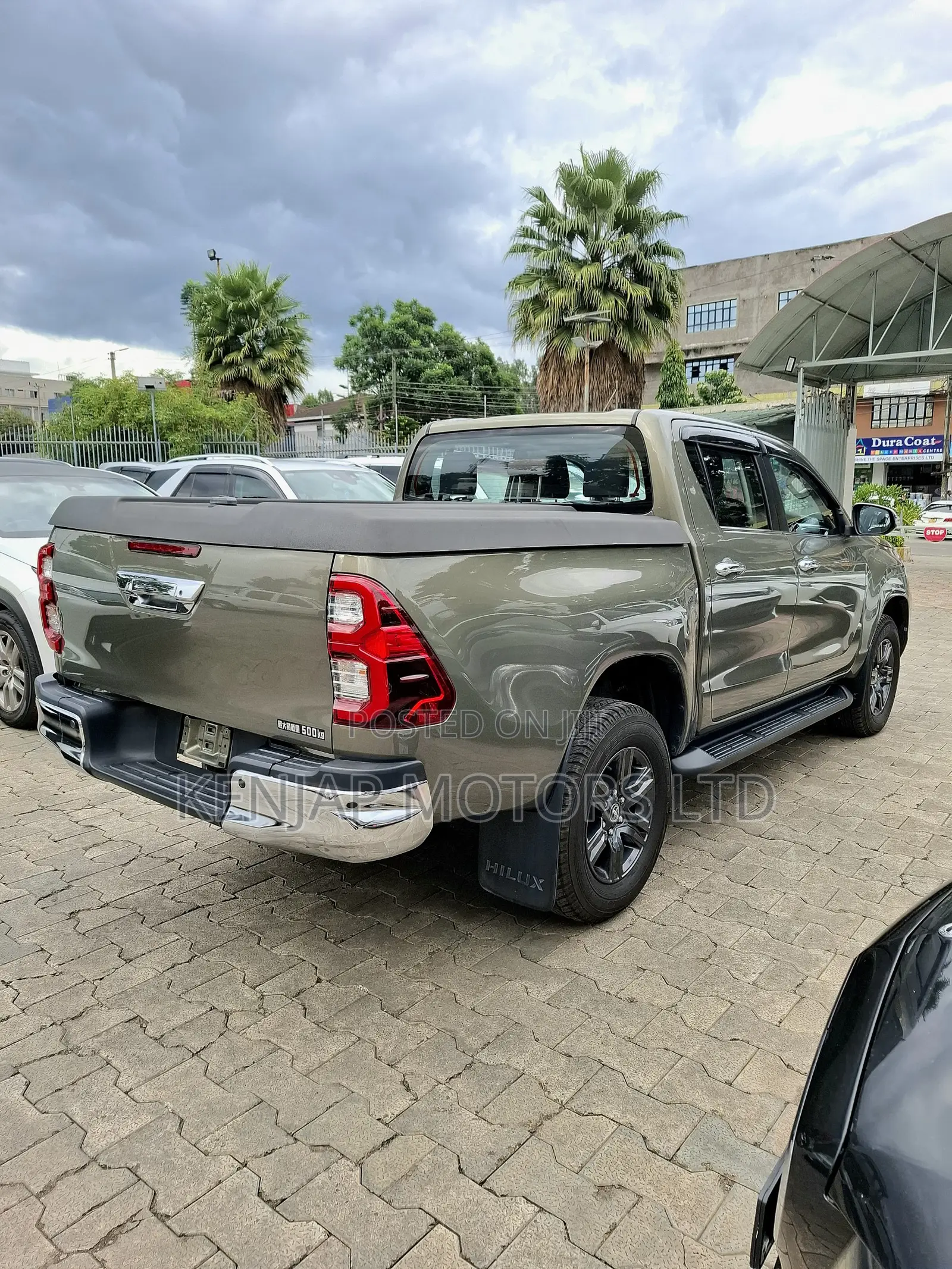 Toyota Hilux 2020 Gray