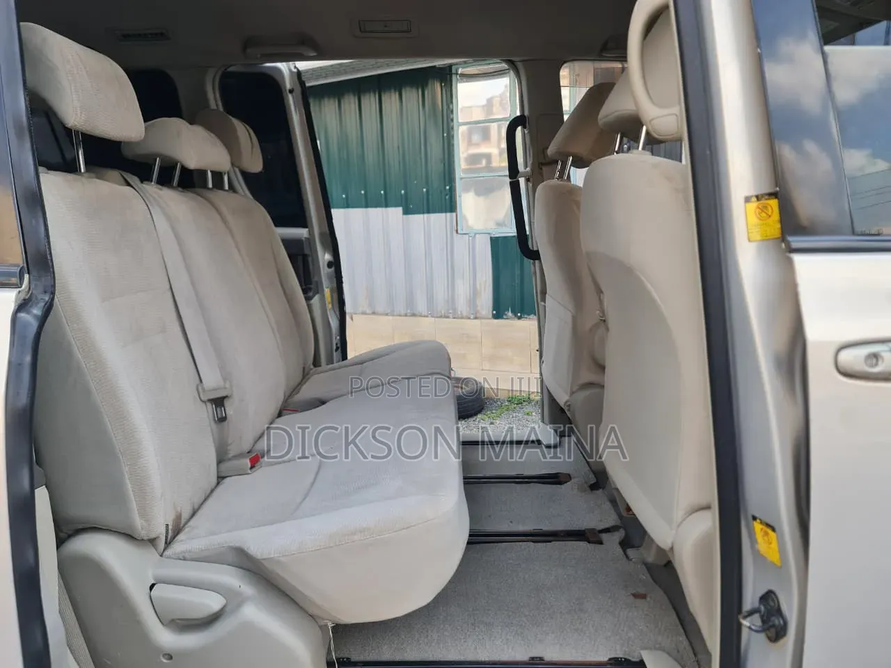 Toyota Noah 2011 Silver