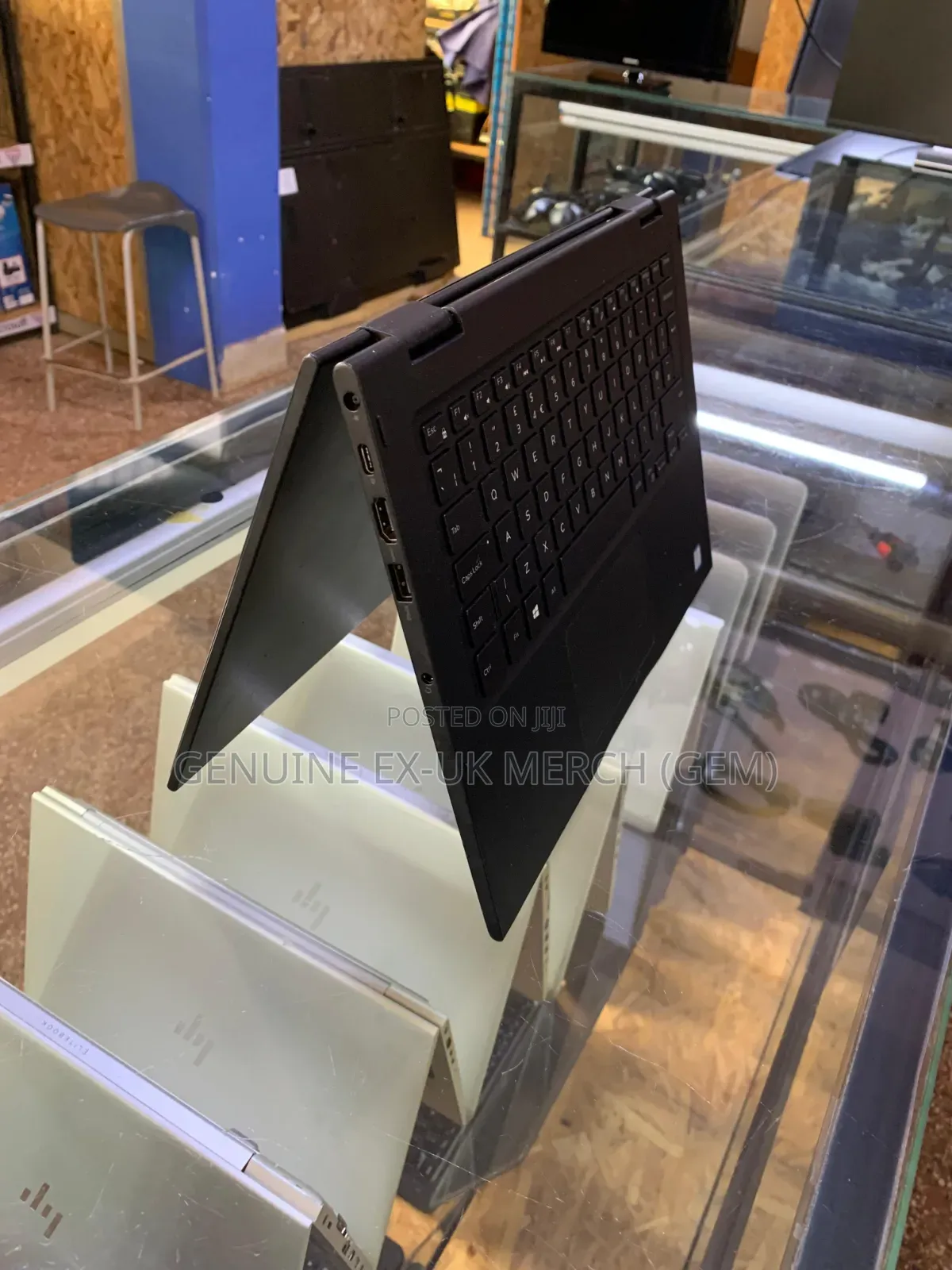 Laptop Dell Latitude 3390 8GB Intel Core i5 SSD 256GB
