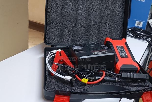 Portable Jump Starter With Usb Port - main view