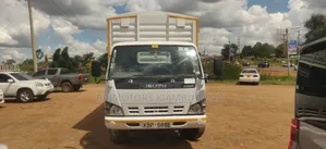 Isuzu NQR 2010
