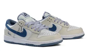 Nike Sb Dunk Low “Just Stitch It Hyper Royal “ 
Sneakers