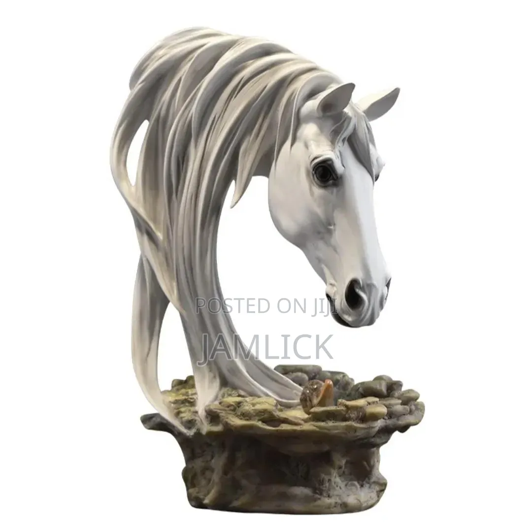 Stunning Deluxe White Gold Horse Head Decor - Gh