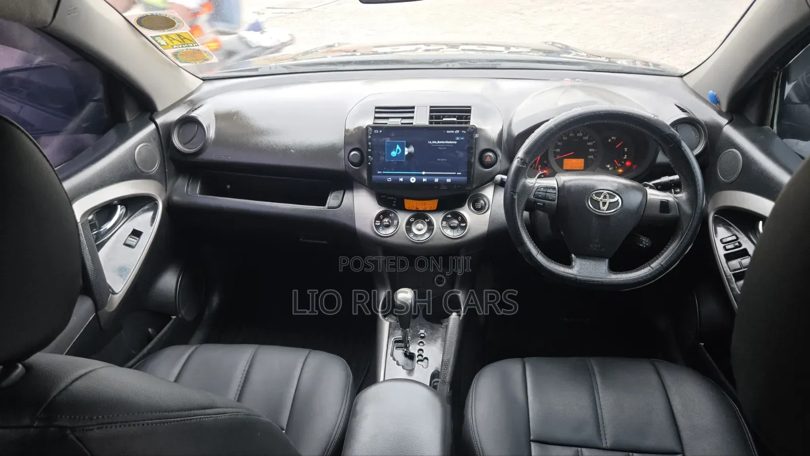 Toyota Vanguard 2011 Black
