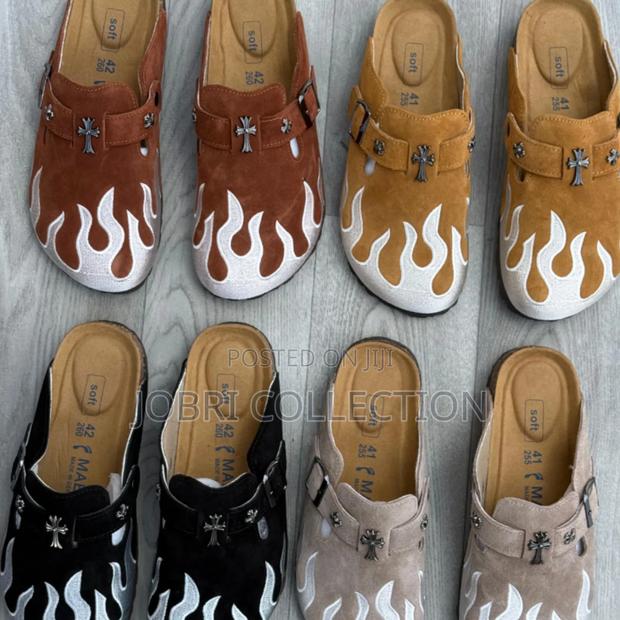 Thrasher Clogs