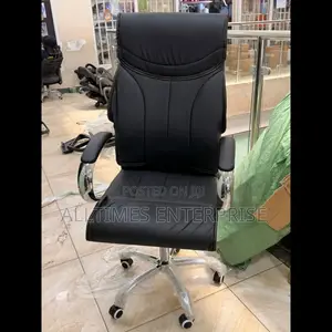 Ergonomic Executive Leather Chair ~ High Back, Padded Armrest