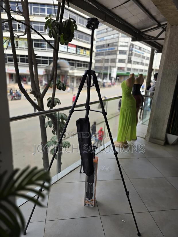 Extra Tall 2.1m Tripod Pk-9999 – DSLR Phone Compatible
