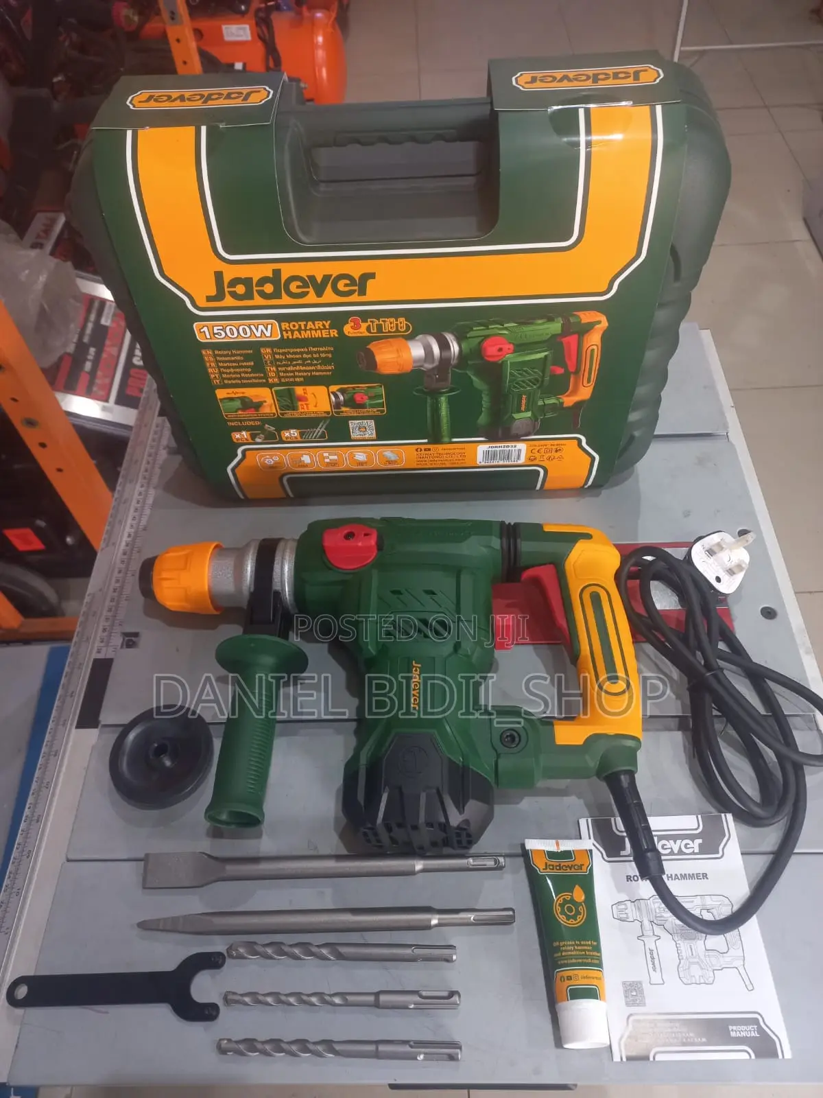 Jadever Rotary Hammer 1500w