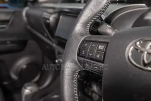 Toyota Harrier 2023 Pearl