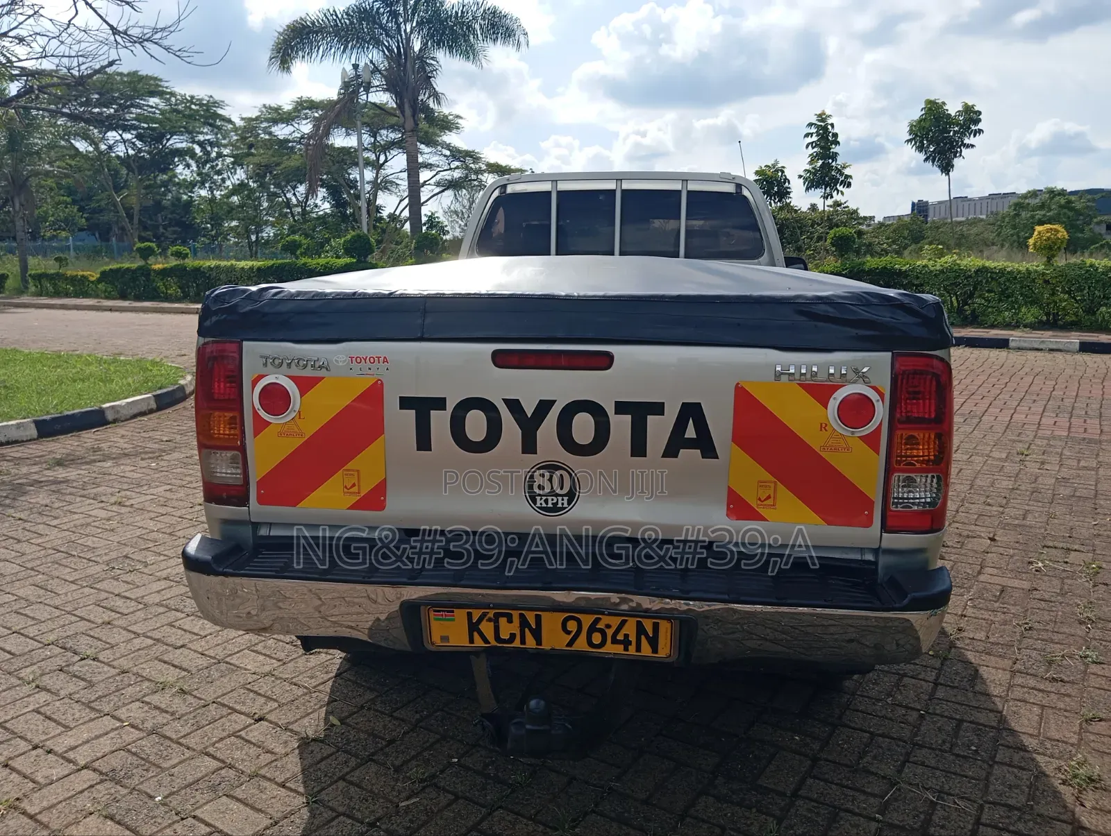 Toyota Hilux 2010 Silver