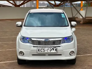 Subaru Forester 2011 White