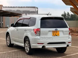 Subaru Forester 2011 White