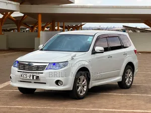 Subaru Forester 2011 White