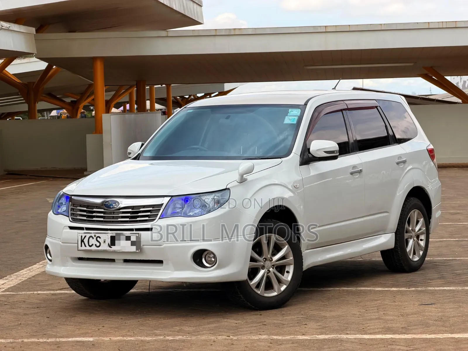 Subaru Forester 2011 White